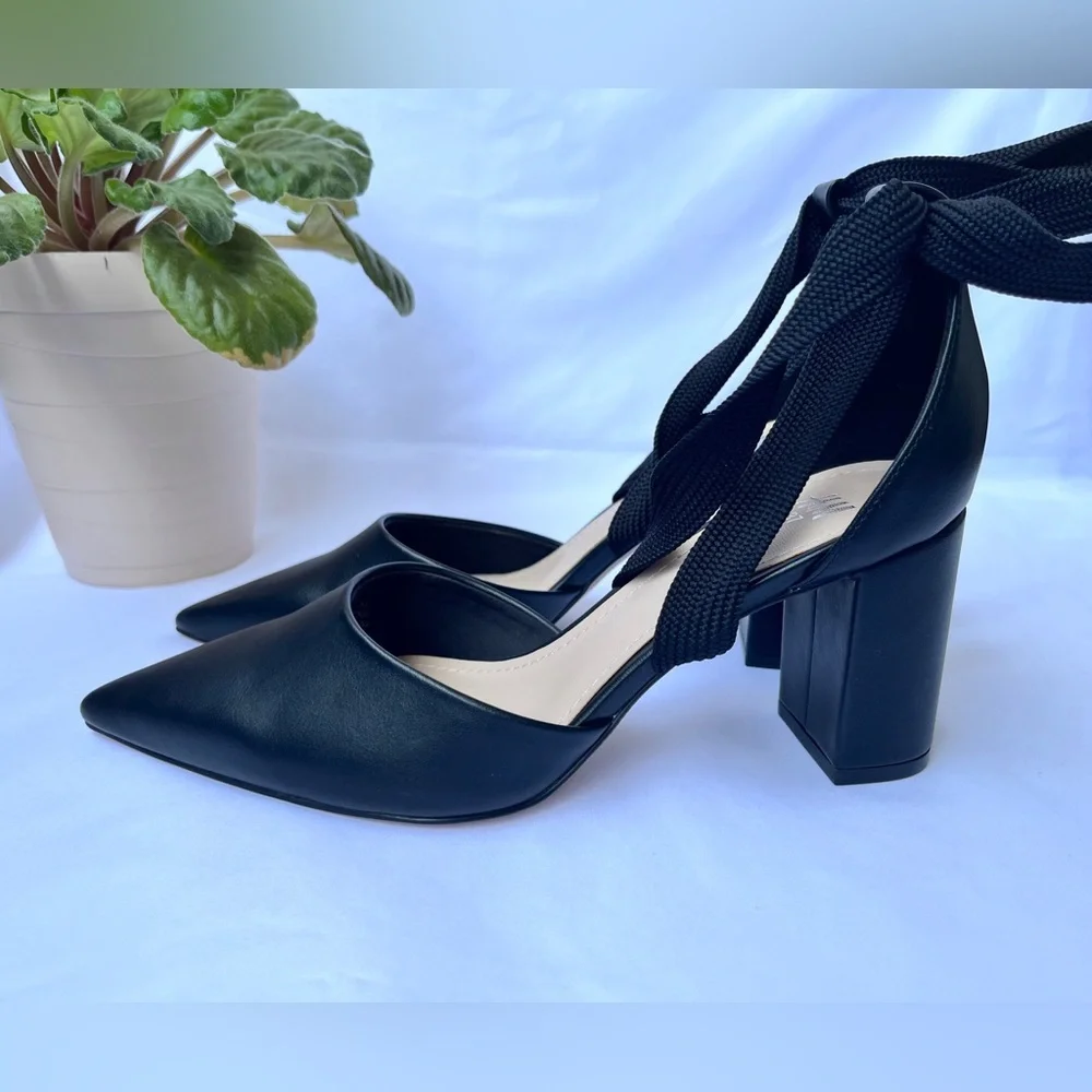 H&M | Black Tie-Up Block Heels - Picture 2 of 16
